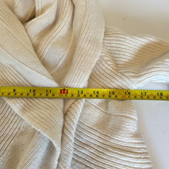 WHBM Sz XS Open Front Cardigan Asymmetric Longer Back Flown - Picture 6 of 7